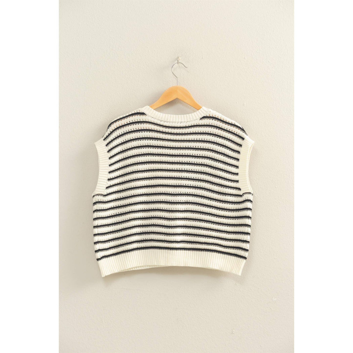 Striped Sleeveless Crew Neck Top
