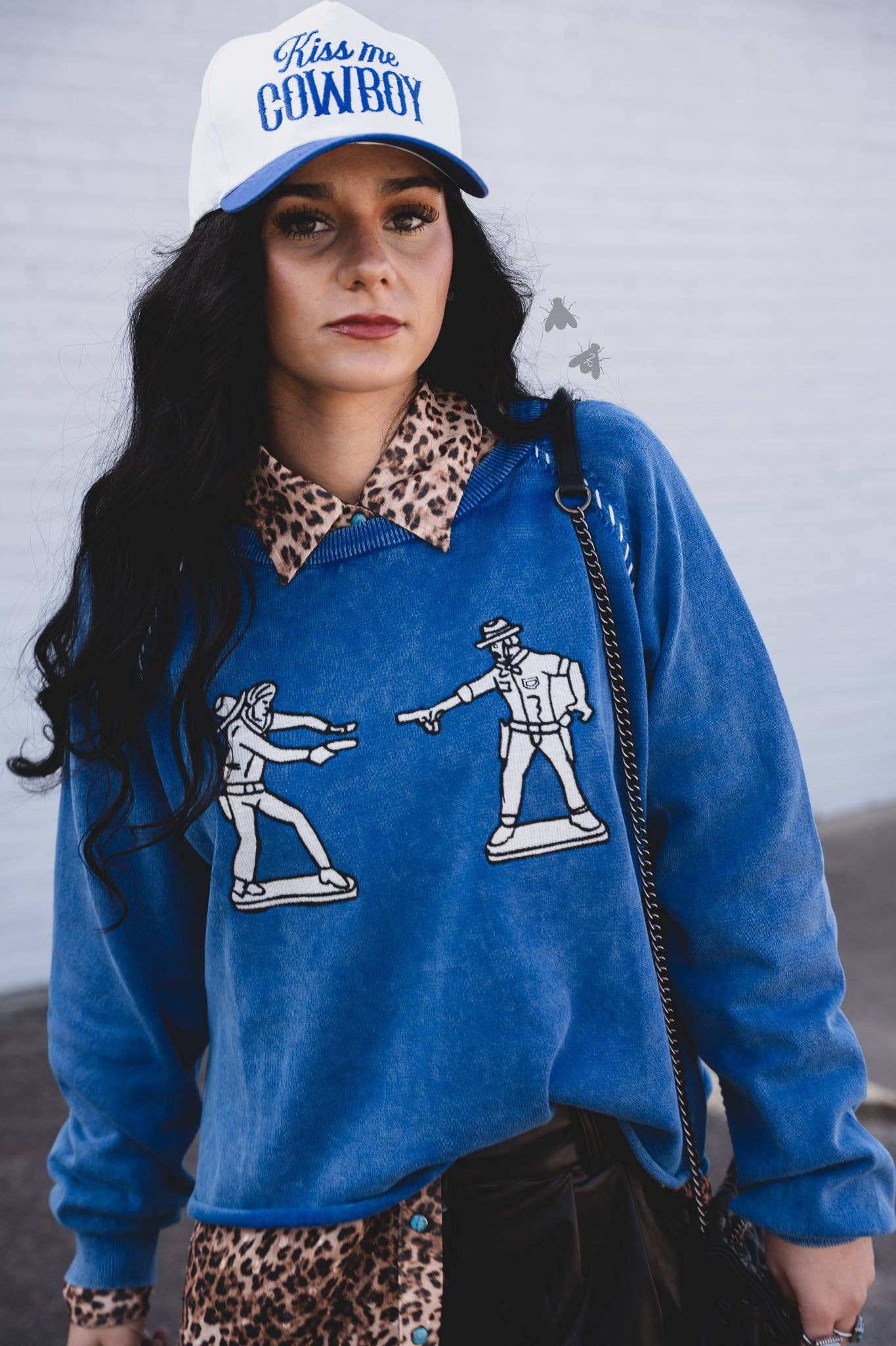COBALT COWBOY Blue sweater