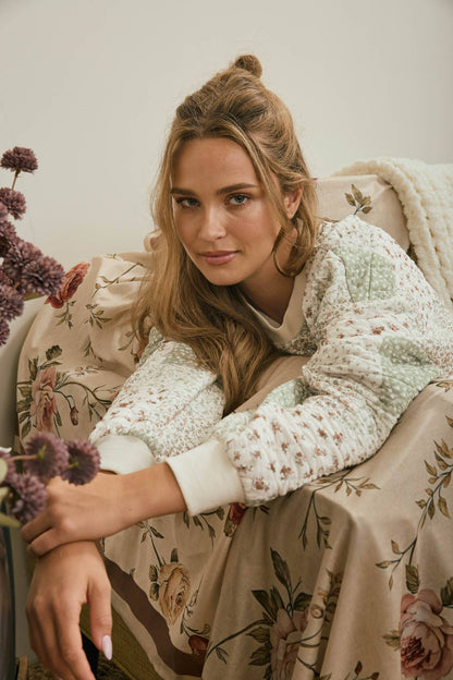 Quilted Floral Sweater- Olive