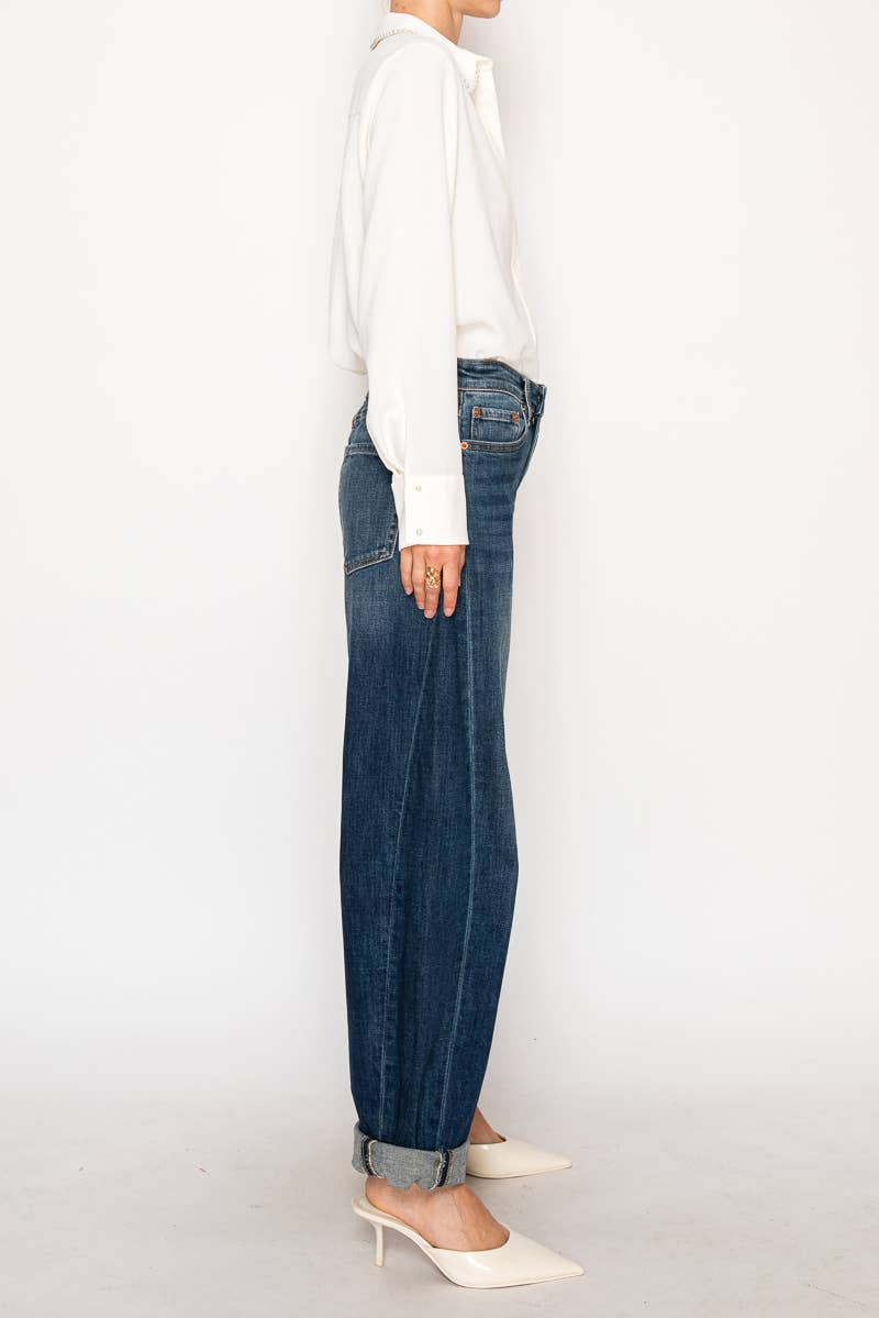Relaxed Tapered HR Barrel Jeans