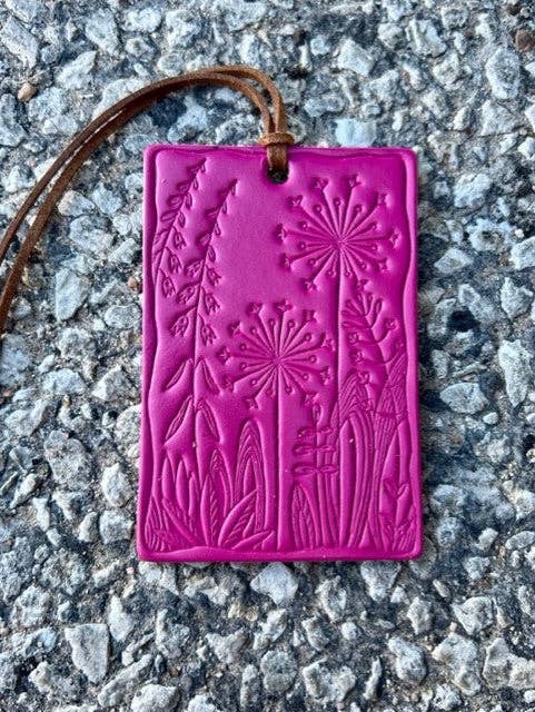 Dandelion Air Flair: Fuchsia / Warm Vanilla Leather