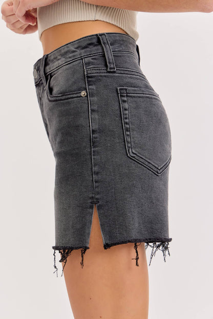Cello Mid Rise Distressed Short (w/Side Slit)