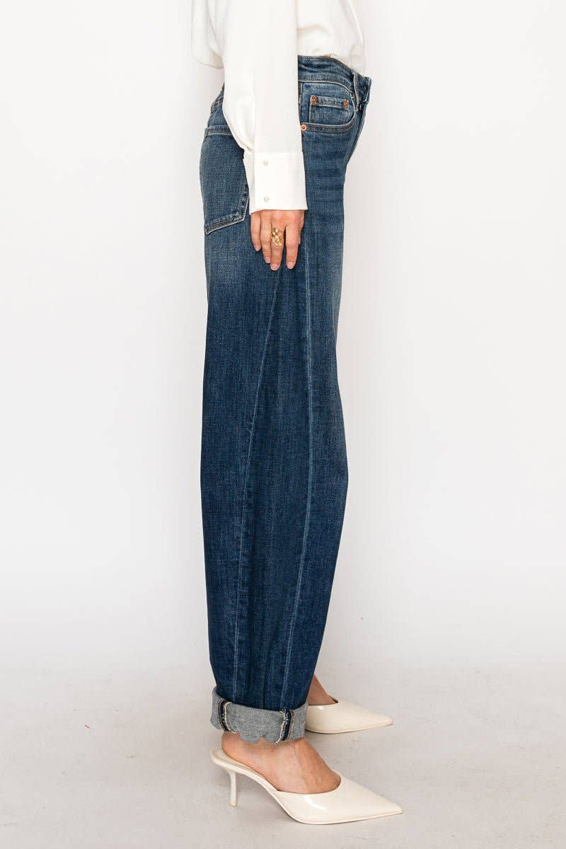 Relaxed Tapered HR Barrel Jeans