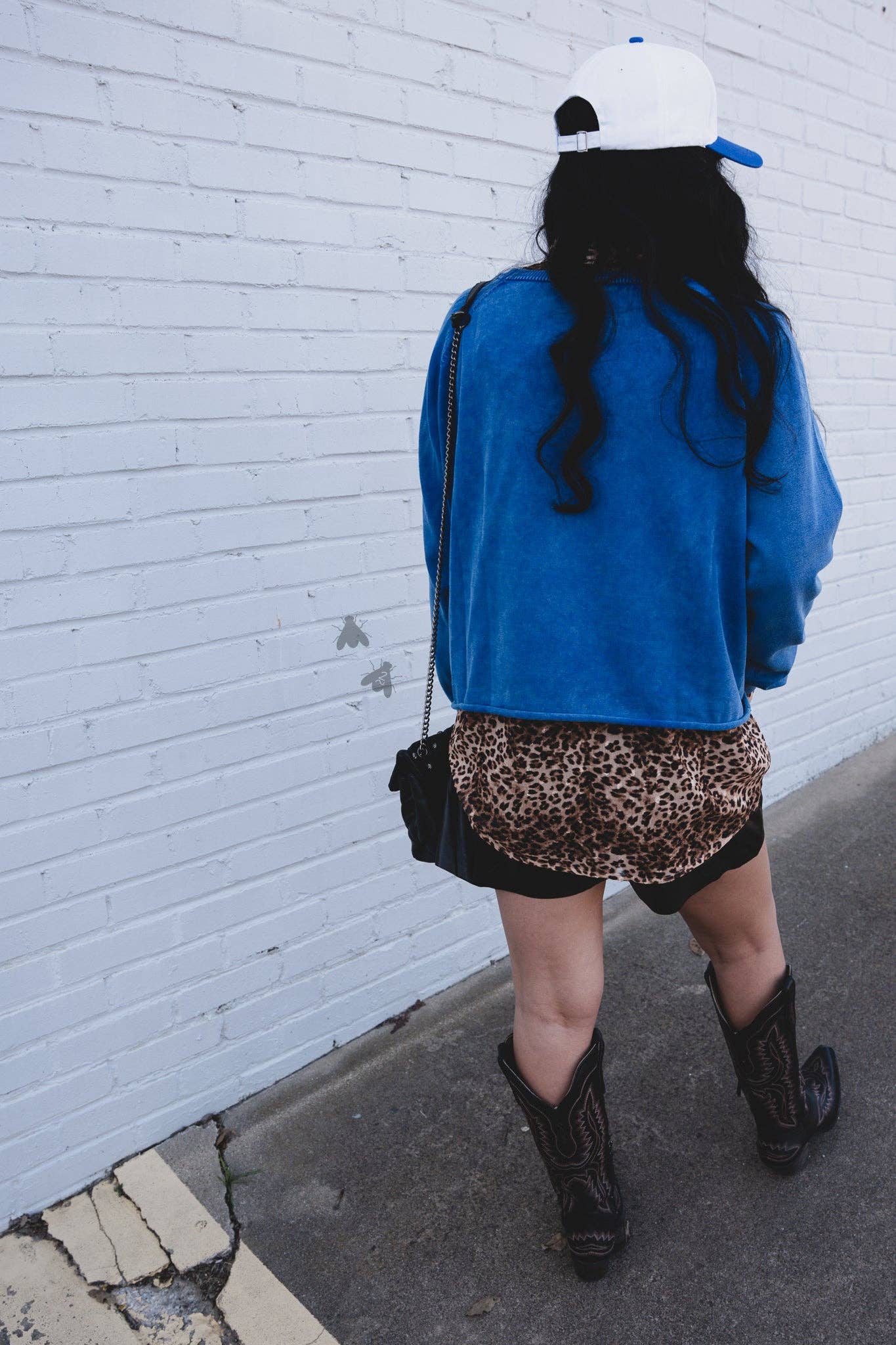 COBALT COWBOY Blue sweater