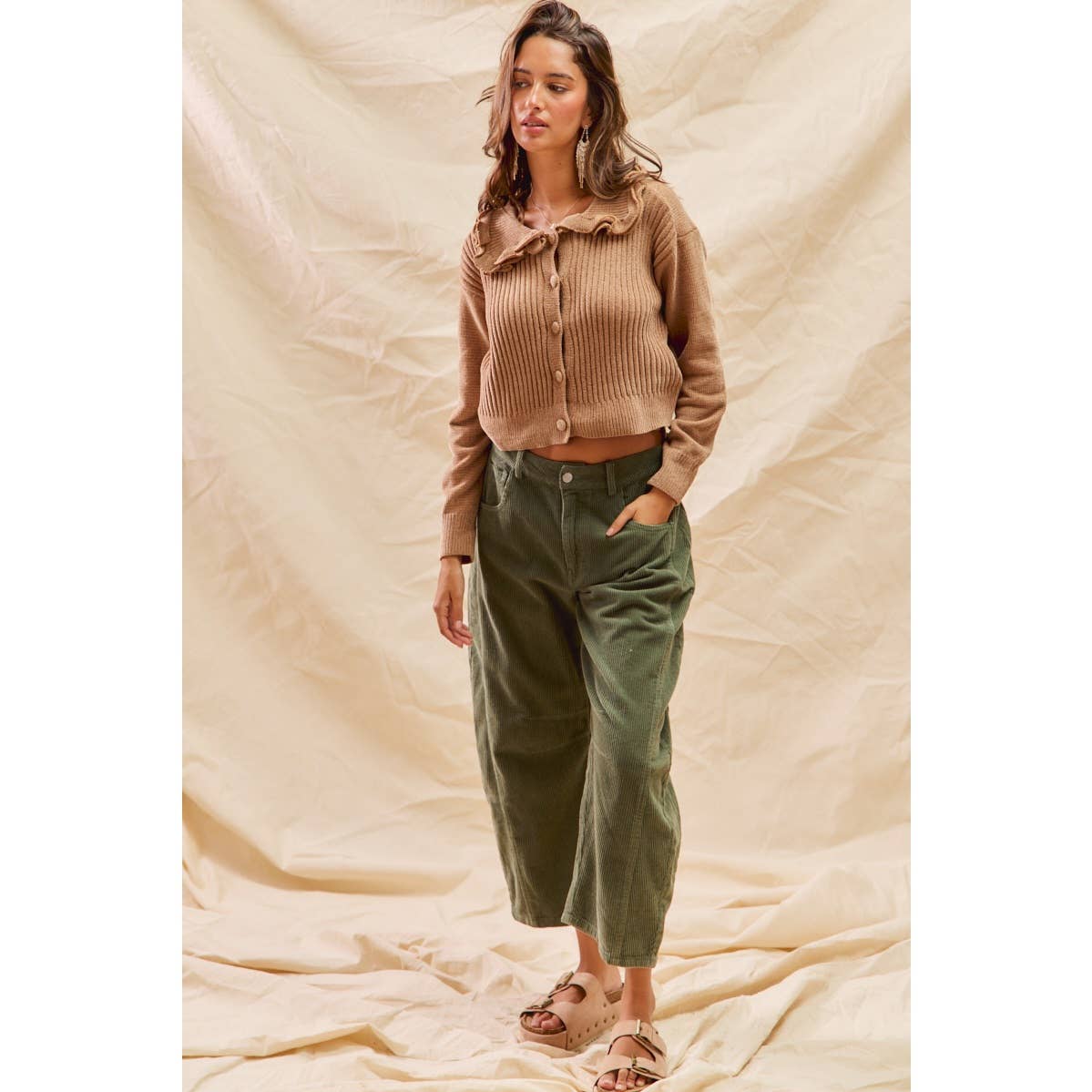 Mid Rise Corduroy Barrel Pants Olive