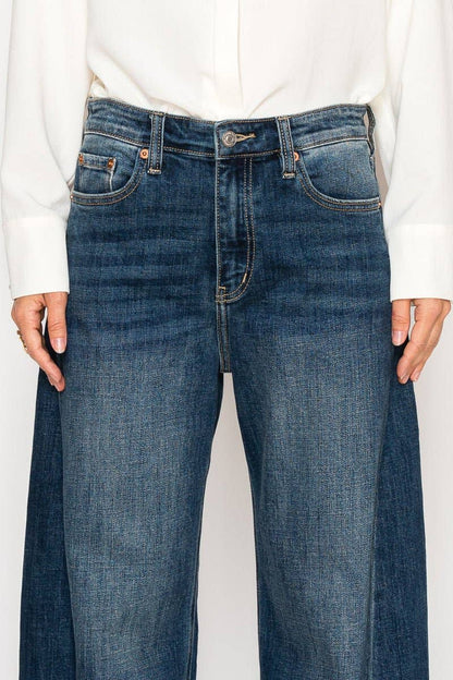 Relaxed Tapered HR Barrel Jeans